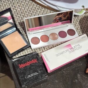 Ofra Signature Palette Symphony Eyeshadow